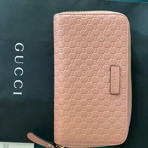 gucci $795 wallet guccissima gg AUTHENTIC